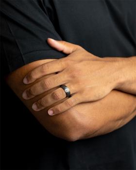 Preview: 8 mm Titanring mit Schwarz-auf-Schwarz-Finish - Timor Black